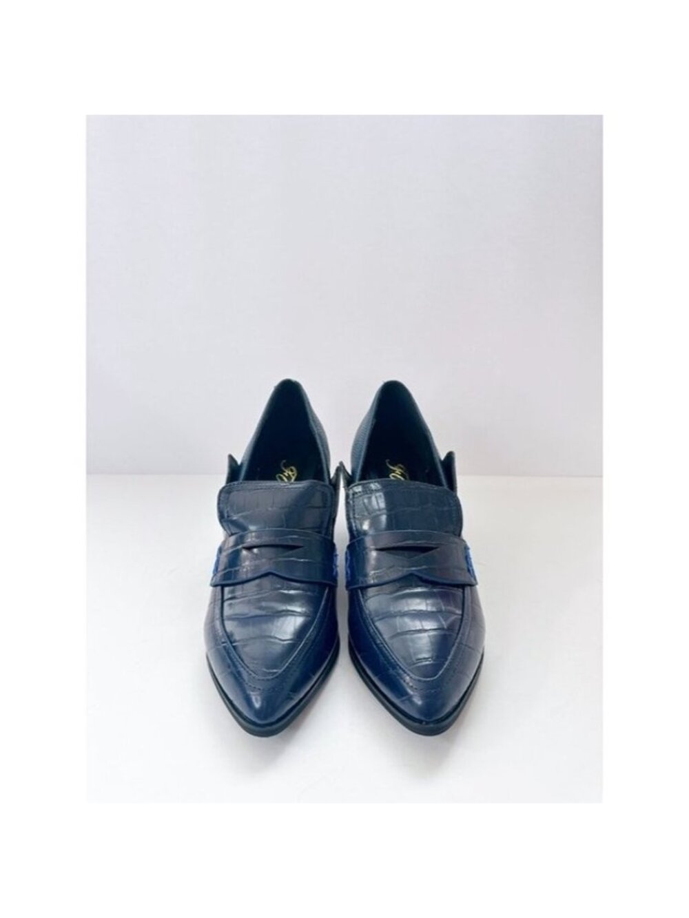 Size 6 Women’s Dark Blue Croc Embossed Heeled Loafers Block Heel Pump FOWT